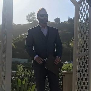 Meet your Posher, Corey